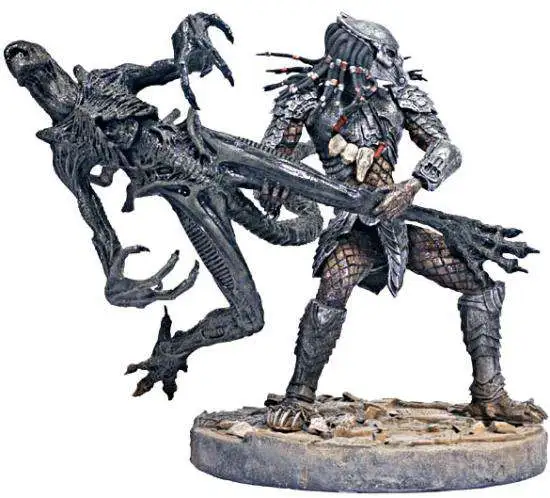 Brand new โ๏ธ McFarlane Toys Alien vs Predator Alien vs. Predator Movie Playsets Celtic Predator Throws Alien Action Figure Set ๐ 4 Brand new โ๏ธ McFarlane Toys Alien vs Predator Alien vs. Predator Movie Playsets Celtic Predator Throws Alien Action Figure Set ๐ - Image 2