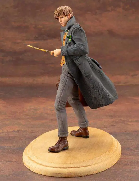 Cheapest π Harry Potter Fantastic Beasts: Crimes of Grindalwald ArtFX+ Newt Scamander 8-Inch Statue π 4 Cheapest π Harry Potter Fantastic Beasts: Crimes of Grindalwald ArtFX+ Newt Scamander 8-Inch Statue π - Image 2