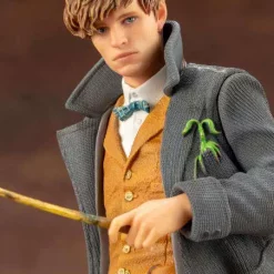 Cheapest π Harry Potter Fantastic Beasts: Crimes of Grindalwald ArtFX+ Newt Scamander 8-Inch Statue π 8 Cheapest π Harry Potter Fantastic Beasts: Crimes of Grindalwald ArtFX+ Newt Scamander 8-Inch Statue π -Harry Potter Sale Store crimesofgrindelwaldartfxnewtscamander inset2