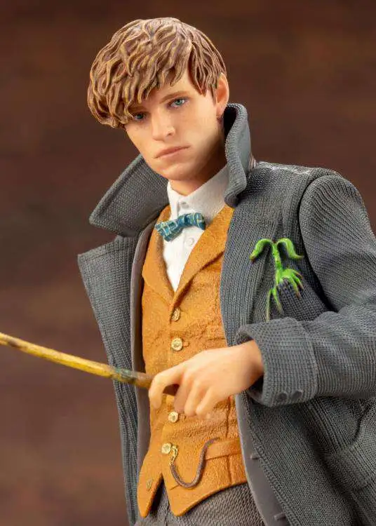 Cheapest π Harry Potter Fantastic Beasts: Crimes of Grindalwald ArtFX+ Newt Scamander 8-Inch Statue π 5 Cheapest π Harry Potter Fantastic Beasts: Crimes of Grindalwald ArtFX+ Newt Scamander 8-Inch Statue π - Image 3